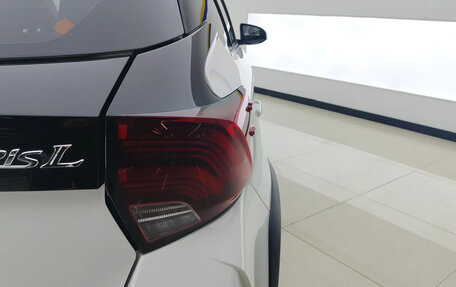 Toyota Yaris XP150 рестайлинг, 2022 год, 1 300 000 рублей, 8 фотография