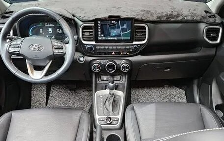 Hyundai Venue I, 2023 год, 1 770 000 рублей, 7 фотография