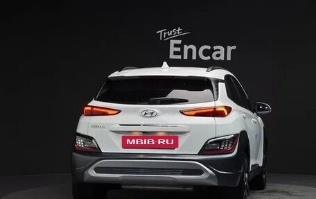 Hyundai Kona I, 2022 год, 2 180 000 рублей, 8 фотография