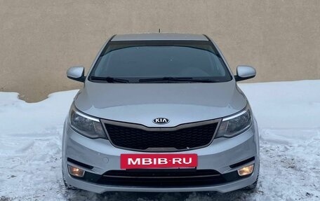 KIA Rio III рестайлинг, 2016 год, 949 000 рублей, 2 фотография