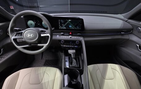 Hyundai Avante, 2025 год, 2 280 000 рублей, 10 фотография