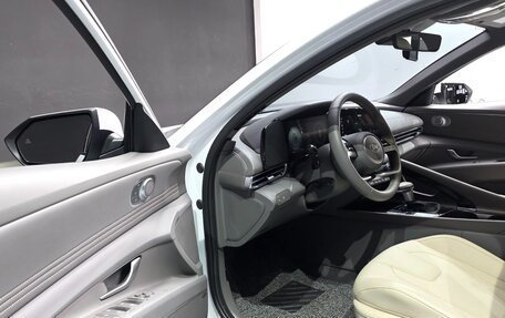 Hyundai Avante, 2025 год, 2 280 000 рублей, 11 фотография