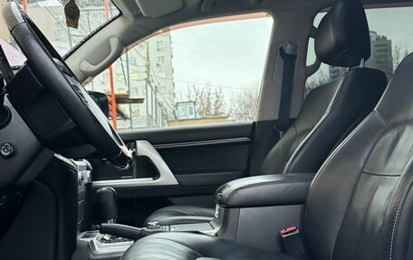 Toyota Land Cruiser 200, 2014 год, 4 850 000 рублей, 25 фотография