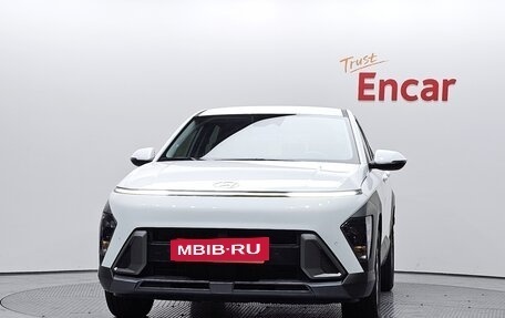 Hyundai Kona, 2024 год, 1 980 000 рублей, 2 фотография