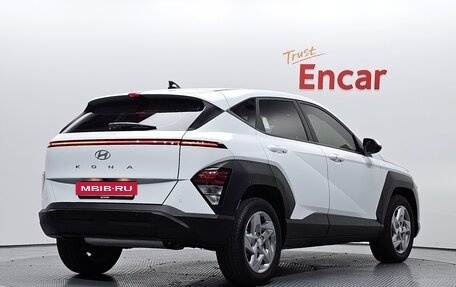 Hyundai Kona, 2024 год, 1 980 000 рублей, 3 фотография