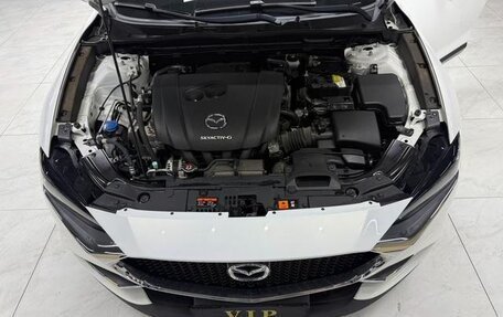 Mazda CX-4, 2023 год, 2 300 000 рублей, 8 фотография