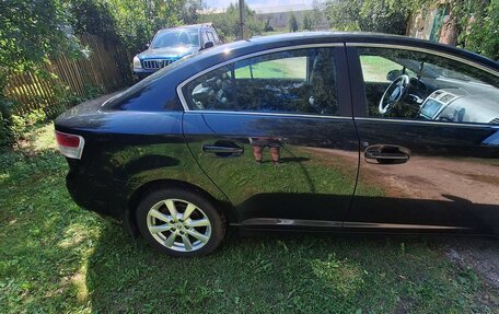 Toyota Avensis III рестайлинг, 2011 год, 850 000 рублей, 8 фотография