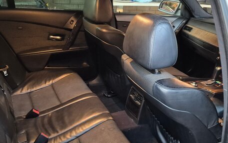 BMW 5 серия, 2004 год, 690 000 рублей, 8 фотография