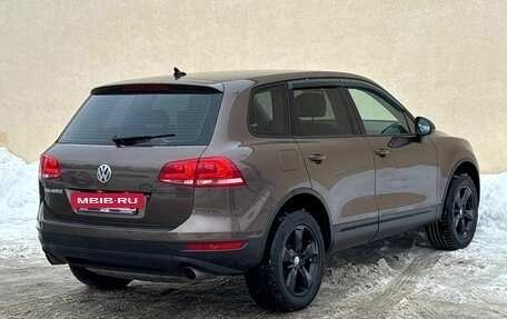 Volkswagen Touareg III, 2011 год, 2 000 000 рублей, 4 фотография