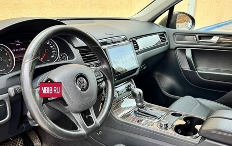 Volkswagen Touareg III, 2011 год, 2 000 000 рублей, 5 фотография
