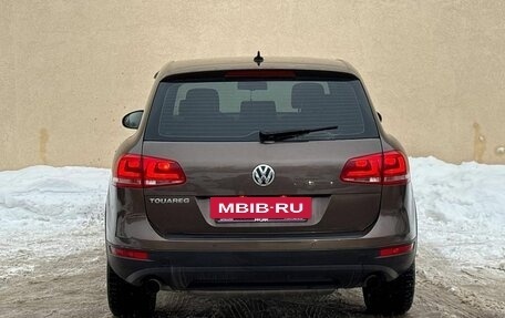 Volkswagen Touareg III, 2011 год, 2 000 000 рублей, 6 фотография