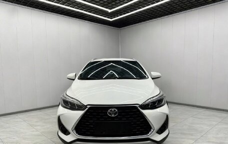 Toyota Yaris XP150 рестайлинг, 2021 год, 1 350 000 рублей, 1 фотография