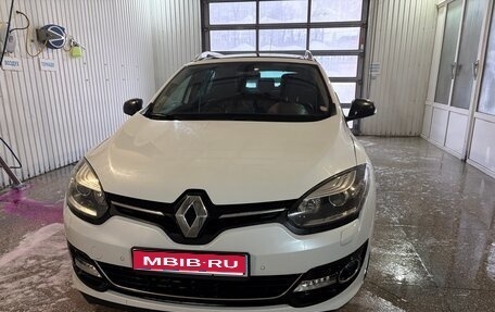Renault Megane III, 2013 год, 1 000 000 рублей, 1 фотография