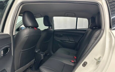 Toyota Yaris XP150 рестайлинг, 2021 год, 1 350 000 рублей, 6 фотография