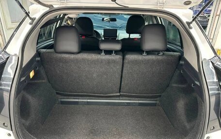 Toyota Yaris XP150 рестайлинг, 2021 год, 1 350 000 рублей, 10 фотография