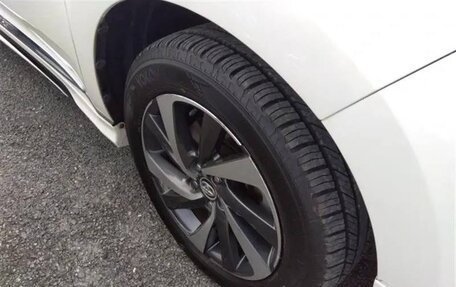 Toyota Harrier, 2017 год, 3 500 000 рублей, 4 фотография