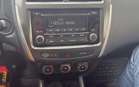 Mitsubishi ASX I рестайлинг, 2013 год, 1 100 000 рублей, 8 фотография