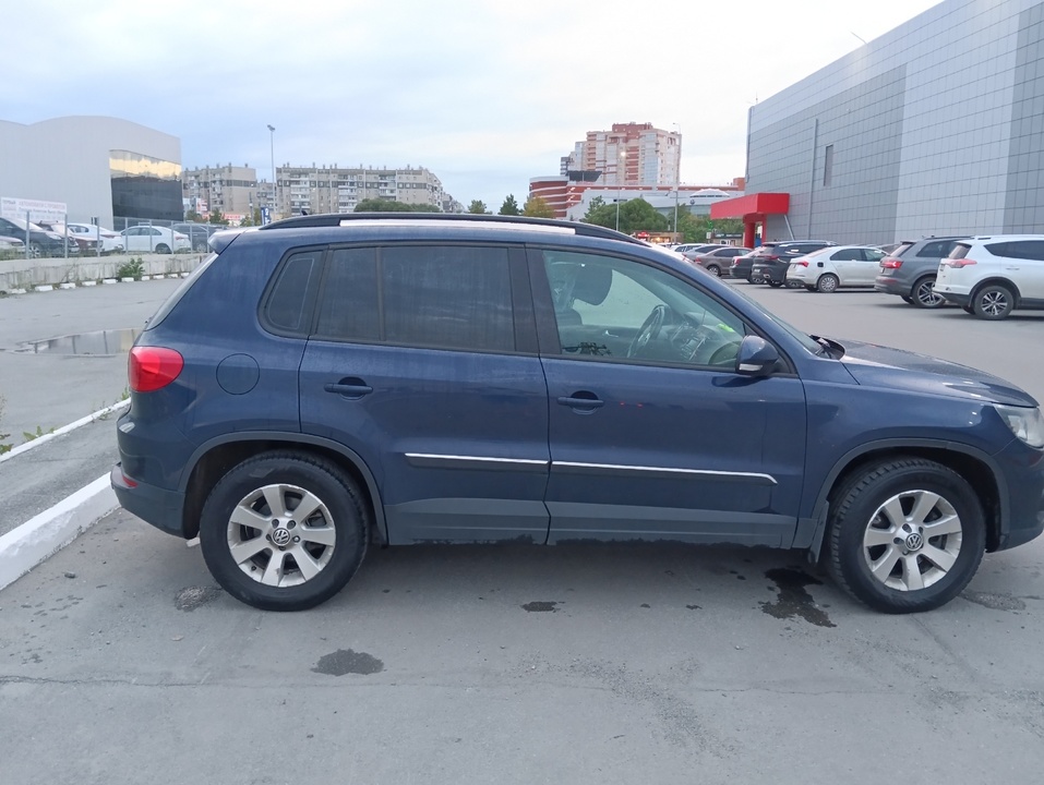 Volkswagen Tiguan I рестайлинг, 2012 год, 1 050 000 рублей, 6 фотография