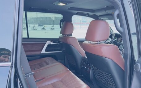 Toyota Land Cruiser 200, 2020 год, 9 550 000 рублей, 7 фотография