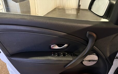 Renault Megane III, 2013 год, 1 000 000 рублей, 21 фотография