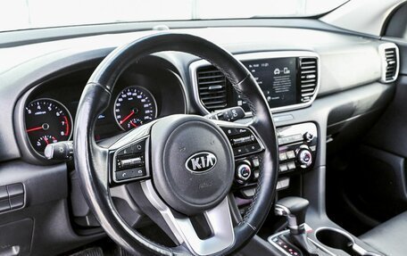 KIA Sportage IV рестайлинг, 2021 год, 2 590 000 рублей, 9 фотография