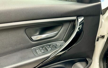 BMW 3 серия, 2018 год, 1 980 000 рублей, 15 фотография