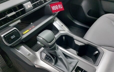 Toyota RAV4, 2025 год, 5 090 000 рублей, 15 фотография