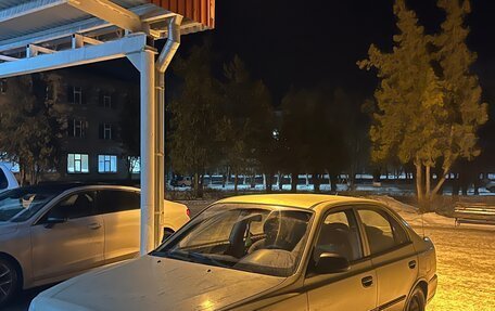 Hyundai Accent II, 2002 год, 285 000 рублей, 2 фотография