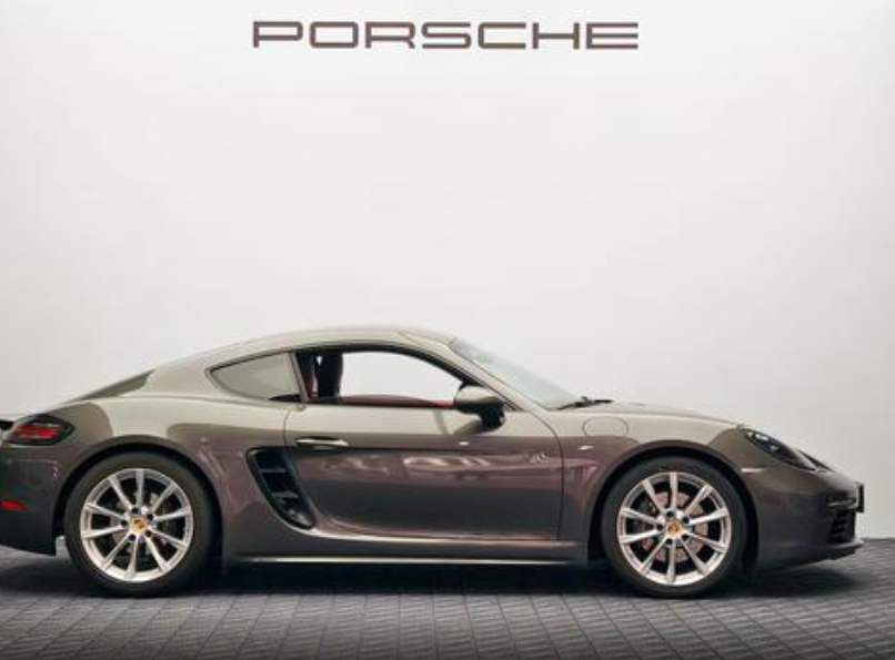 Porsche 718 Cayman, 2023 год, 7 990 000 рублей, 4 фотография