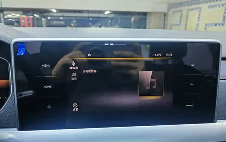 Volkswagen Lavida, 2023 год, 1 900 077 рублей, 16 фотография