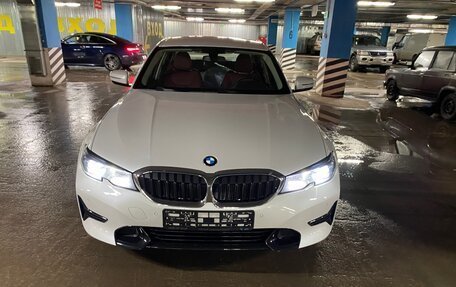 BMW 3 серия, 2021 год, 3 650 000 рублей, 1 фотография