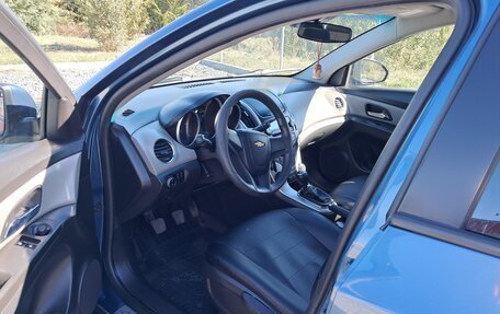 Chevrolet Cruze II, 2012 год, 700 000 рублей, 10 фотография