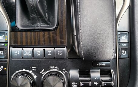 Lexus LX III, 2018 год, 9 000 000 рублей, 4 фотография