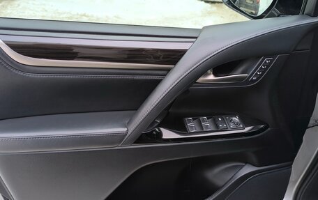 Lexus LX III, 2018 год, 9 000 000 рублей, 21 фотография