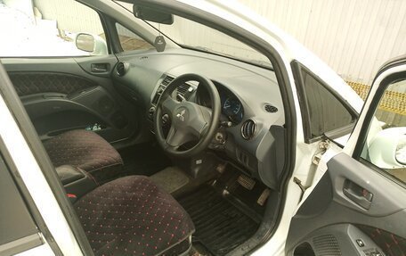 Mitsubishi Colt VI рестайлинг, 2003 год, 290 000 рублей, 7 фотография