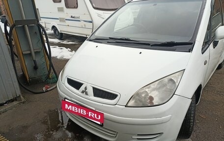 Mitsubishi Colt VI рестайлинг, 2003 год, 290 000 рублей, 4 фотография