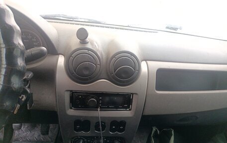 Renault Logan I, 2012 год, 300 000 рублей, 5 фотография