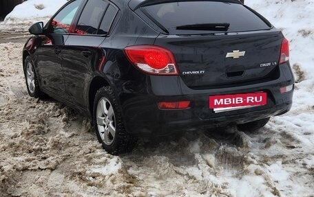 Chevrolet Cruze II, 2011 год, 715 000 рублей, 4 фотография