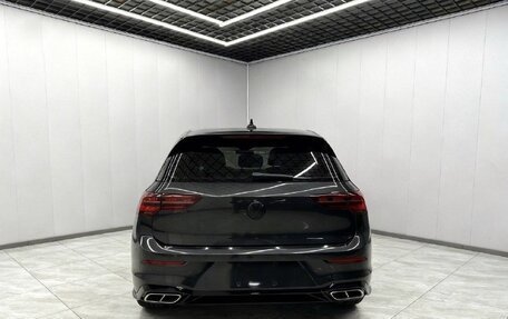 Volkswagen Golf VIII, 2021 год, 1 940 000 рублей, 3 фотография