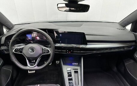 Volkswagen Golf VIII, 2021 год, 1 940 000 рублей, 7 фотография