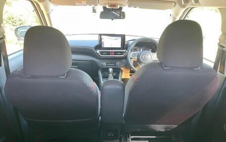 Toyota Raize I, 2022 год, 1 086 000 рублей, 11 фотография