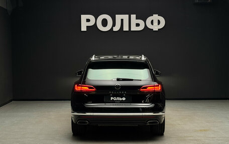 Volkswagen Touareg III, 2020 год, 5 750 000 рублей, 4 фотография