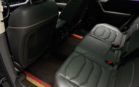 Volkswagen Touareg III, 2020 год, 5 750 000 рублей, 18 фотография