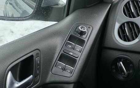 Volkswagen Tiguan I, 2015 год, 1 599 000 рублей, 23 фотография