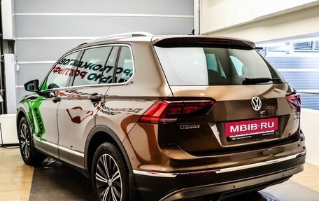 Volkswagen Tiguan II, 2017 год, 2 549 000 рублей, 6 фотография