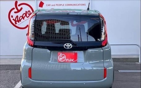 Toyota Sienta, 2022 год, 1 530 000 рублей, 6 фотография