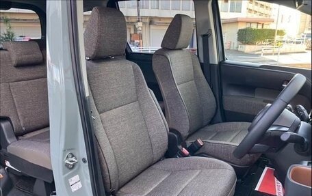 Toyota Sienta, 2022 год, 1 530 000 рублей, 7 фотография