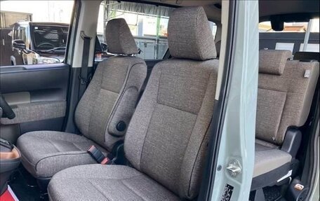 Toyota Sienta, 2022 год, 1 530 000 рублей, 8 фотография