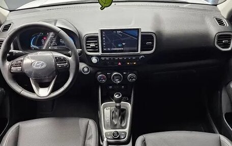 Hyundai Venue I, 2025 год, 1 955 000 рублей, 13 фотография