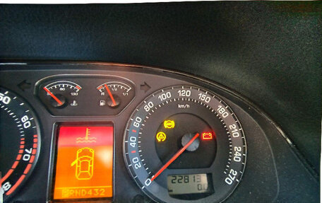 Skoda Superb III рестайлинг, 2006 год, 12 фотография